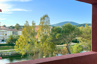 Appartement &agrave; vendre terrasse 100 m2 ste maxime 