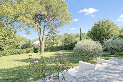 Maison &agrave; vendre &agrave; AIX-EN-PROVENCE  - 7 pi&egrave;ces - 185 m&sup2; 