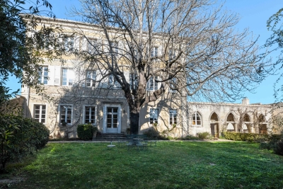 Maison &agrave; vendre &agrave; UZÈS  - 14 pi&egrave;ces - 667 m&sup2; 