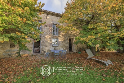 Maison &agrave; vendre &agrave; PUJOLS  - 6 pi&egrave;ces - 195 m&sup2; 