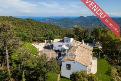 House for sale in MANDELIEU-LA-NAPOULE  - 7 rooms - 275 m&sup2; 