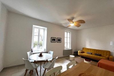 Appartement &agrave; louer &agrave; ARLES  - 2 pi&egrave;ces - 42 m&sup2; 