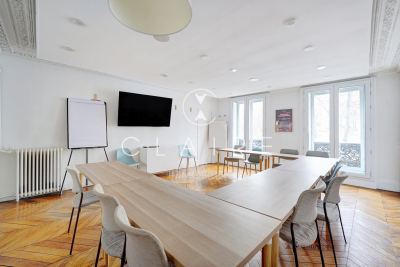 Commerce &agrave; louer &agrave; PARIS 3EME Belleville  - 241 m&sup2; 