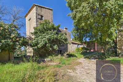 Maison &agrave; vendre &agrave; ARAMON  - 7 pi&egrave;ces - 280 m&sup2; 