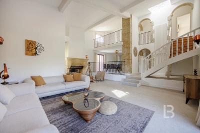 House for sale village villa 