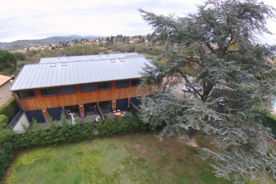 Appartement &agrave; louer &agrave; LA TOUR-DE-SALVAGNY  - 5 pi&egrave;ces - 120 m&sup2; 