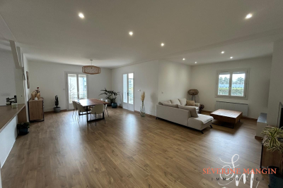 Maison &agrave; vendre &agrave; ROMANS-SUR-ISÈRE  - 6 pi&egrave;ces - 165 m&sup2; 