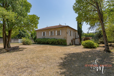 Maison &agrave; vendre &agrave; ROMANS-SUR-ISÈRE  - 9 pi&egrave;ces - 228 m&sup2; 