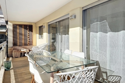 Appartement &agrave; vendre exposition sud avec terrasse alpes maritimes 