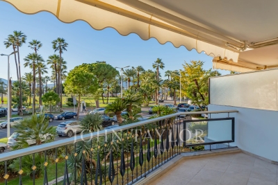 Apartment for sale in CANNES  - 3 rooms - 91 m&sup2; 
