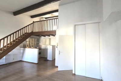 Bien &agrave; vendre &agrave; BOURG-DE-PÉAGE   - 220 m&sup2; 