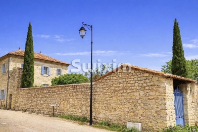 Maison &agrave; vendre &agrave; GRIGNAN  - 8 pi&egrave;ces - 380 m&sup2; 