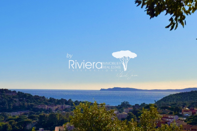 House for sale in CAVALAIRE-SUR-MER  - 4 rooms - 76 m&sup2; 