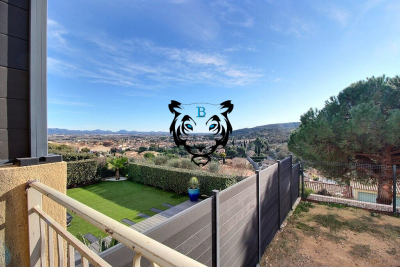 Maison &agrave; vendre l l l l l l roquebrune sur argens 