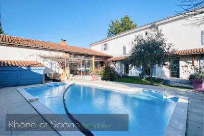 Maison &agrave; vendre cour fermee 