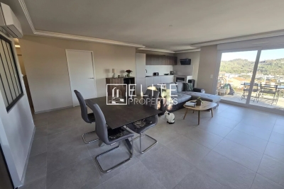 Apartment for sale in GRASSE Magagnosc - 3 rooms - 85 m&sup2; 