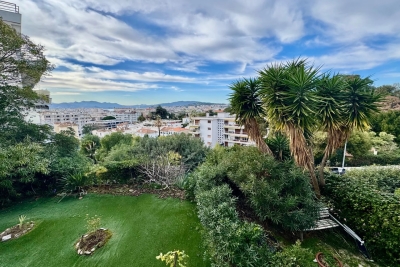 Appartement &agrave; vendre &agrave; CANNES La Californie - 2 pi&egrave;ces - 59 m&sup2; 