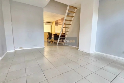 Commerce &agrave; vendre &agrave; ST-AYGULF  - 1 pi&egrave;ces - 33 m&sup2; 