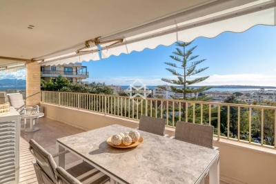 Apartment for sale in CANNES  - 4 rooms - 108 m&sup2; 
