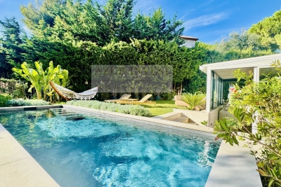 Apartment for sale in ROQUEBRUNE-CAP-MARTIN  - 3 rooms - 73 m&sup2; 