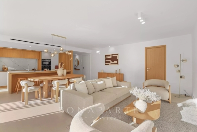 Apartment for sale in CANNES  - 4 rooms - 110 m&sup2; 