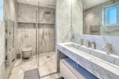 Villa in Antibes for rental from 20 000 € / week, Photo 12