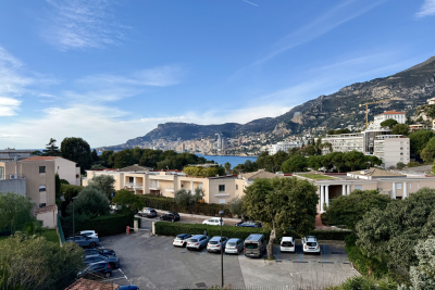 Appartement &agrave; vendre 4 pieces 