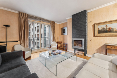 Appartement &agrave; louer &agrave; PARIS 8EME Belleville - 1 pi&egrave;ces - 63 m&sup2; 