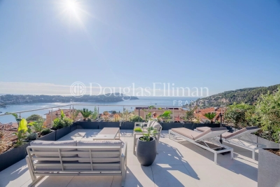 Appartement &agrave; vendre &agrave; VILLEFRANCHE-SUR-MER  - 4 pi&egrave;ces - 99 m&sup2; 