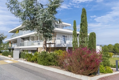 Apartment for sale in SOPHIA ANTIPOLIS  - 5 rooms - 112 m&sup2; 
