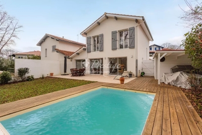 Maison &agrave; vendre &agrave; BASSUSSARRY  - 6 pi&egrave;ces - 115 m&sup2; 