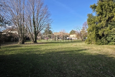 terrain &agrave; vendre &agrave; VALRÉAS   - 2540 m&sup2; 