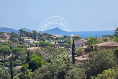 Maison &agrave; vendre villa contemporaine var 