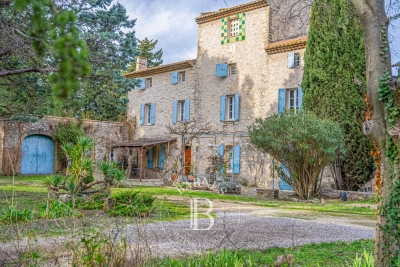 Maison &agrave; vendre &agrave; AIX-EN-PROVENCE Extension Ouest partie nord - 19 pi&egrave;ces - 837 m&sup2; 