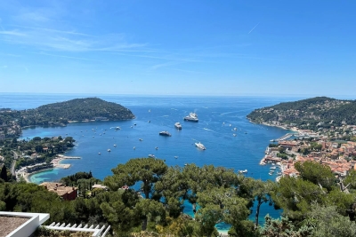 Appartement &agrave; vendre &agrave; VILLEFRANCHE-SUR-MER  - 2 pi&egrave;ces - 64 m&sup2; 