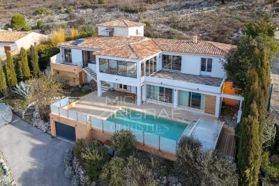 Maison &agrave; vendre &agrave; ST-VALLIER-DE-THIEY  - 8 pi&egrave;ces - 273 m&sup2; 