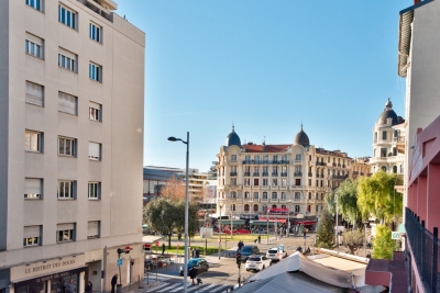 Apartment for sale in NICE  - 4 rooms - 97 m&sup2; 