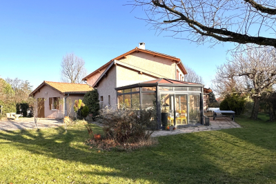 Maison &agrave; vendre &agrave; CHAPONOST Stalingrad - 8 pi&egrave;ces - 221 m&sup2; 