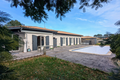 Maison &agrave; vendre &agrave; LA TESTE-DE-BUCH Le PYLA - 6 pi&egrave;ces - 195 m&sup2; 