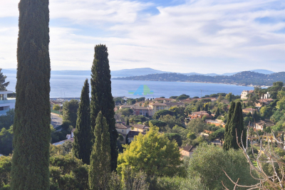 Maison &agrave; vendre vue les issambres 