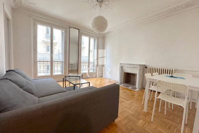 Appartement &agrave; louer &agrave; PARIS 10EME Belleville - 2 pi&egrave;ces - 47 m&sup2; 