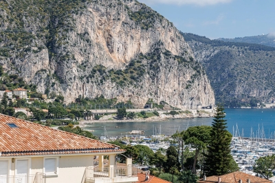 Appartement &agrave; vendre &agrave; BEAULIEU-SUR-MER  - 3 pi&egrave;ces - 55 m&sup2; 