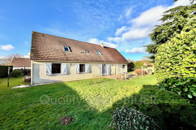 House for sale in VILLERS COTTERETS  - 5 rooms - 132 m&sup2; 