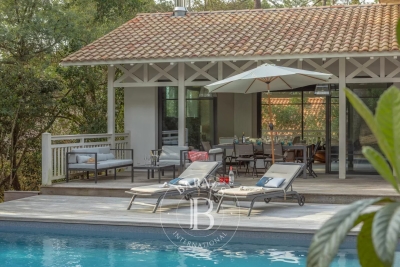 Villa à Arcachon &agrave; louer à partir de 4 450 € / semaine, Photo 2