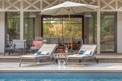 Villa à Arcachon &agrave; louer à partir de 4 450 € / semaine, Photo 3