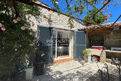 Maison &agrave; vendre &agrave; CARNOULES  - 5 pi&egrave;ces - 160 m&sup2; 