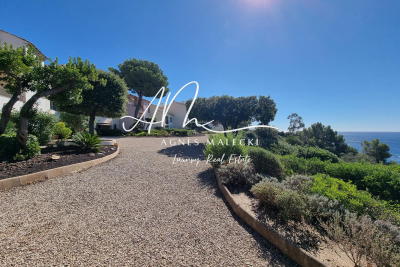 Appartement &agrave; vendre &agrave; CAVALAIRE-SUR-MER  - 2 pi&egrave;ces - 52 m&sup2; 