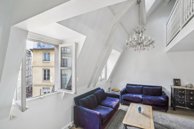 Appartement &agrave; vendre maison terrasse vieux village 