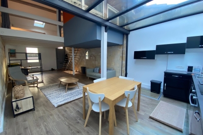 Maison &agrave; louer &agrave; BORDEAUX  - 3 pi&egrave;ces - 58 m&sup2; 