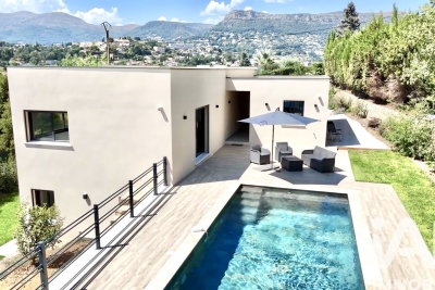 Maison &agrave; vendre &agrave; VENCE  - 7 pi&egrave;ces - 229 m&sup2; 